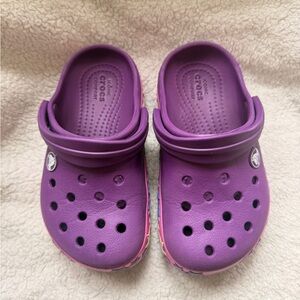 Crocs Kids Star Design Light Up Clogs | Size 9 | Purple | Blue |